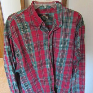 Greatland Apparel Size X Large Men's Red and Green Flannel Button Up Shirt